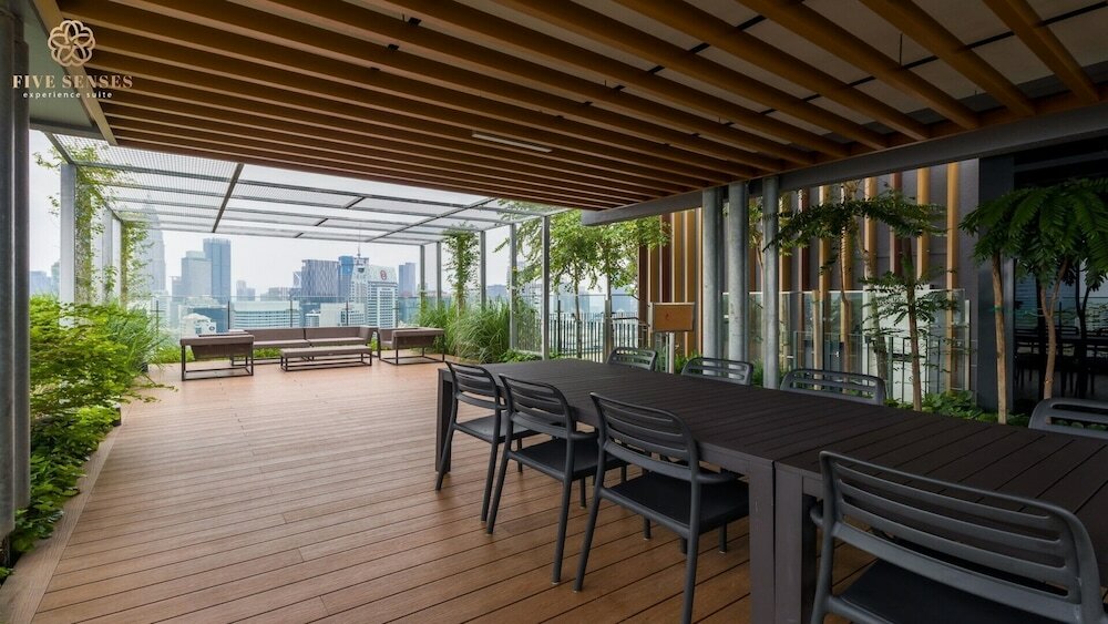 Фото Ceylonz Suites by Five Senses