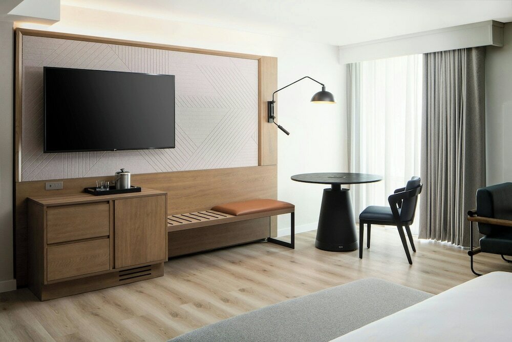 Фото Sheraton Fort Worth Downtown Hotel