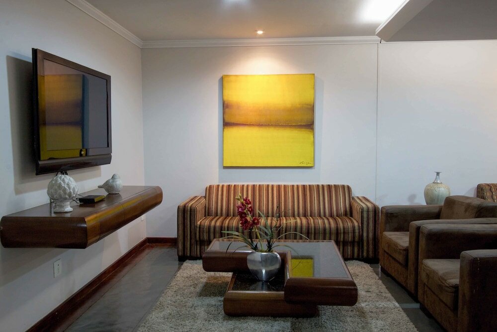 Фото Bristol Exceler Plaza Hotel