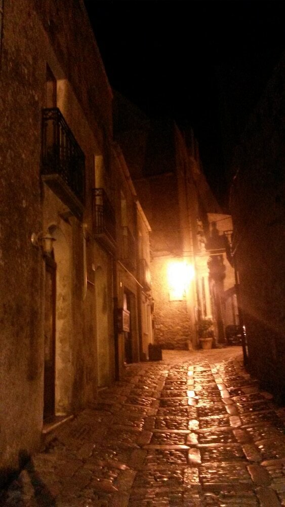 Фото Hotel Edelweiss