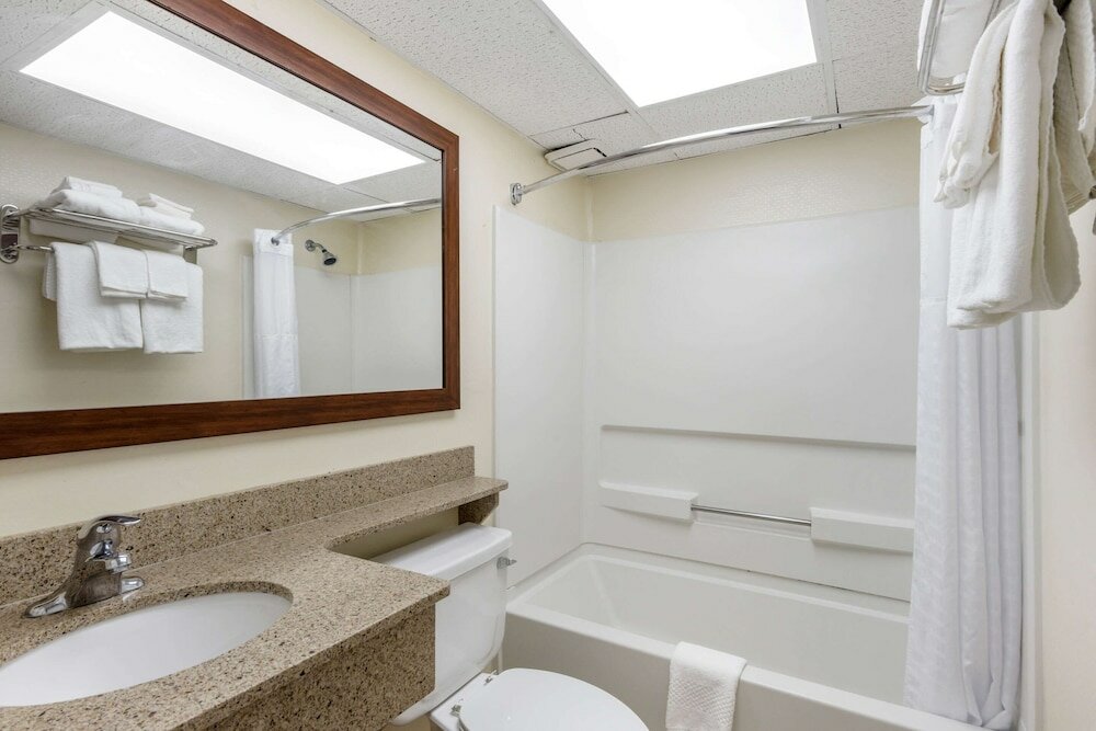 Фото Quality Inn Ocean City Beachfront