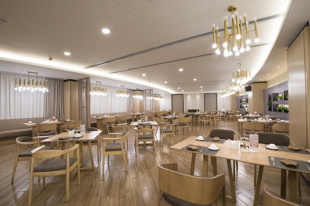 Фото Pine City Hotel