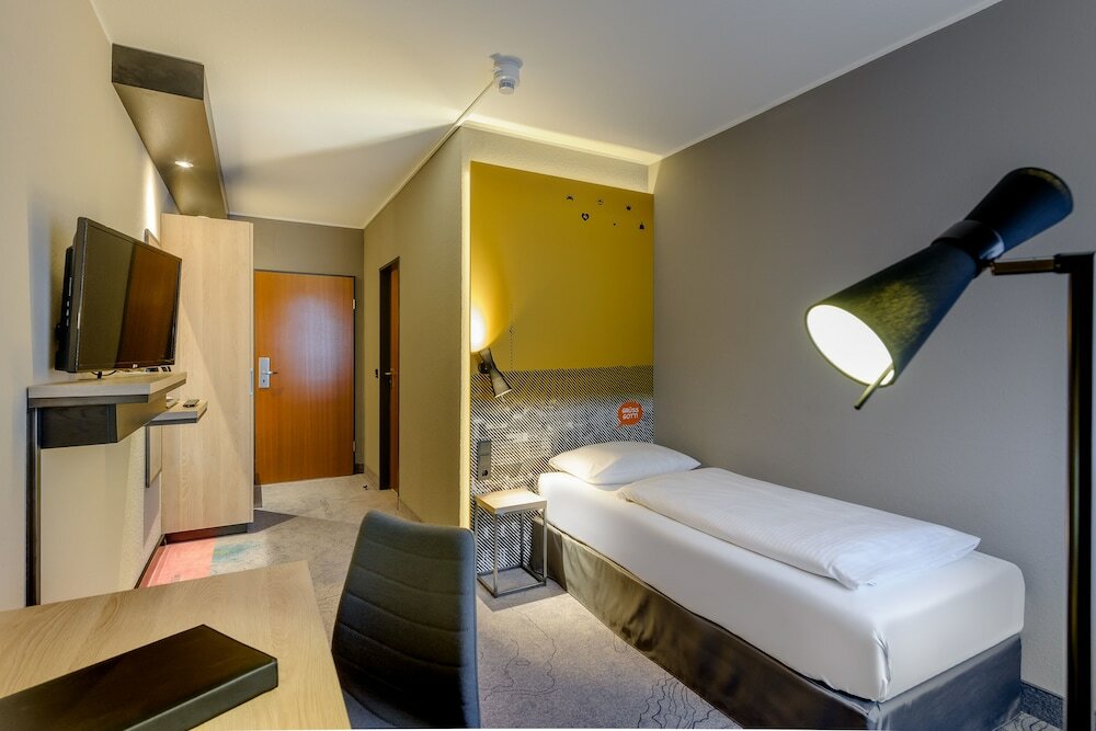 Фото Mercure Hotel Stuttgart Zuffenhausen