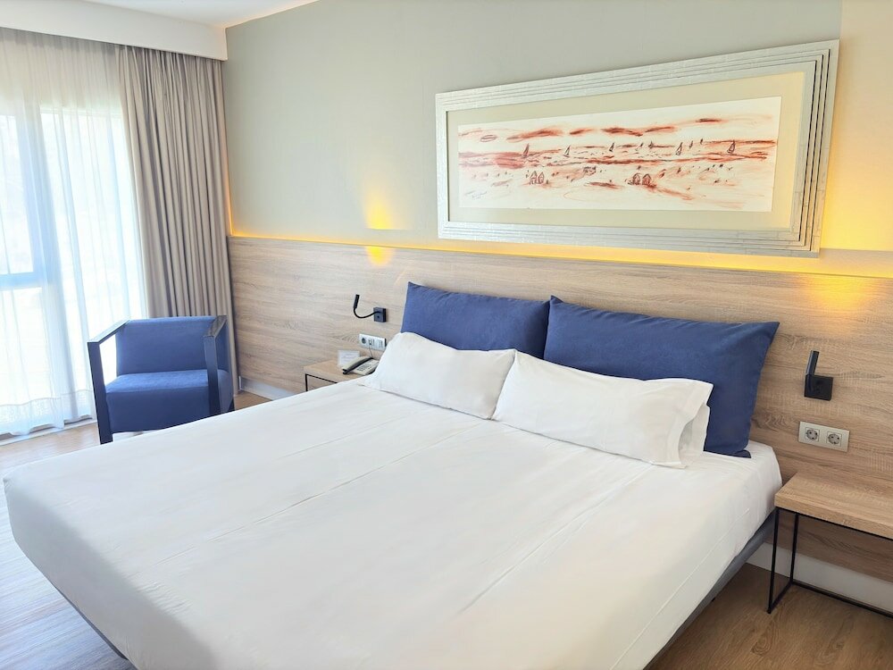 Фото Eurohotel Barcelona Gran VIA Fira