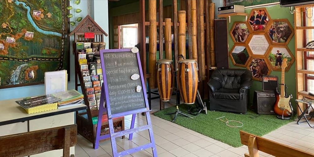 Фото Trekker Camp Chiang Mai Hostel