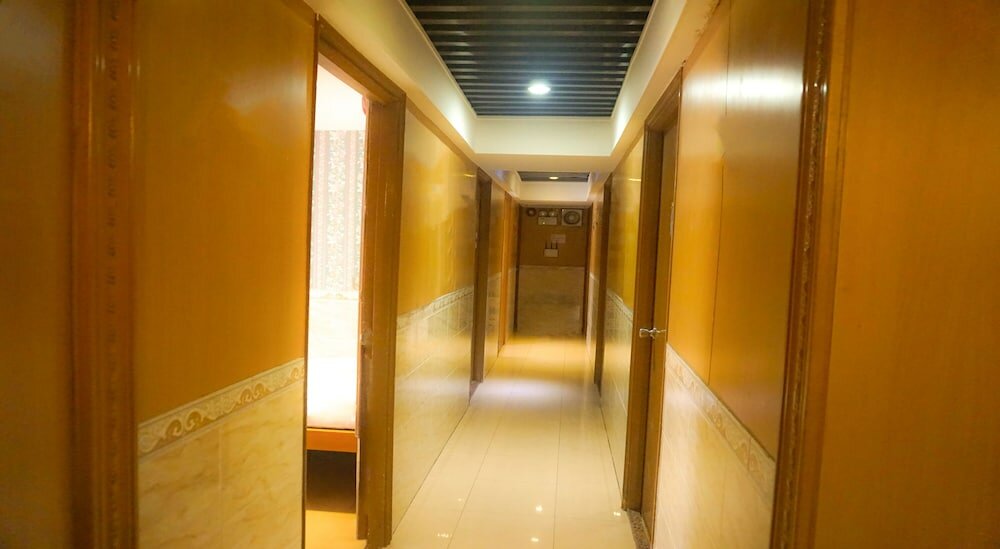 Фото Nathan House