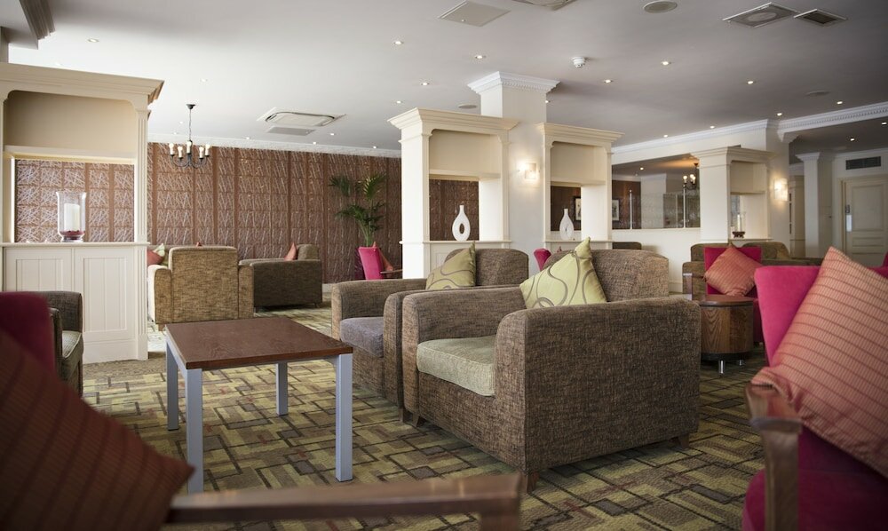 Фото Thistle London Heathrow T5