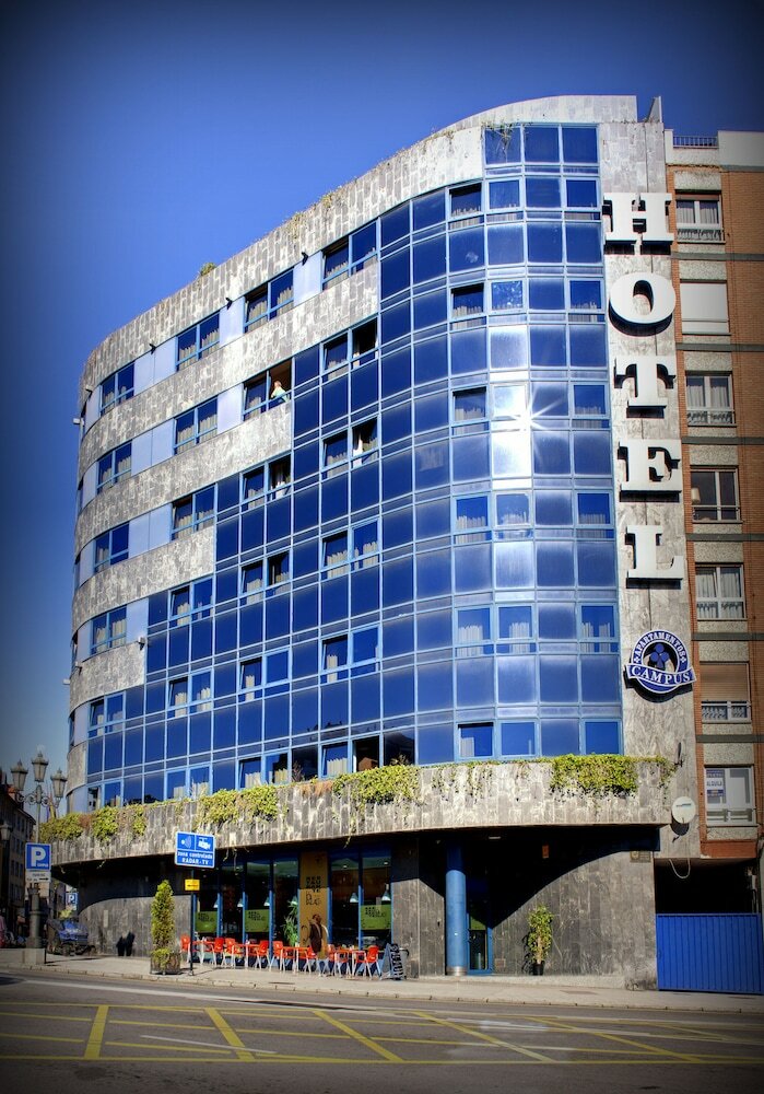 Фото Aparthotel Campus