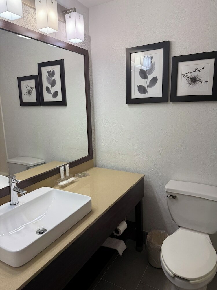 Фото Country Inn & Suites by Radisson, Elgin, Il