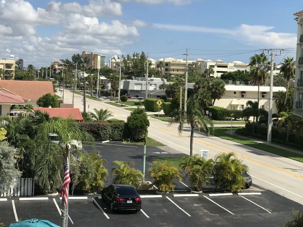 Фото Ocean Villas of Deerfield