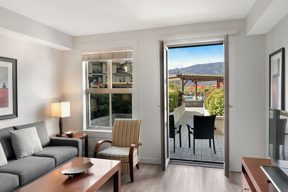 Фото Walnut Beach Resort