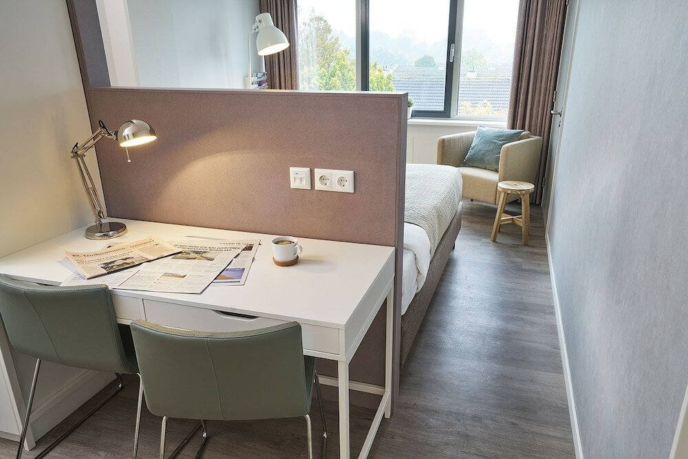 Фото Amrath Apart-Hotel Schiphol Badhoevedorp