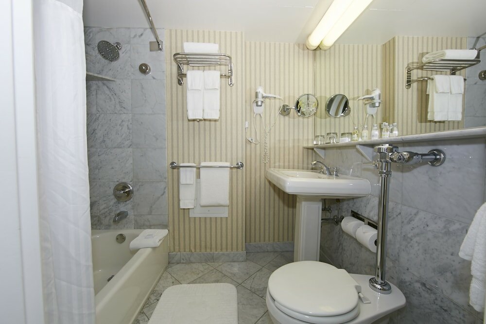 Фото Warwick Allerton - Chicago