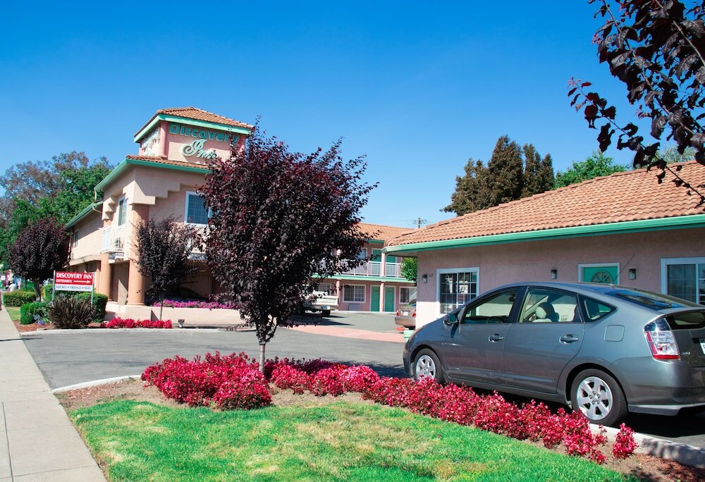 Фото Discovery Inn