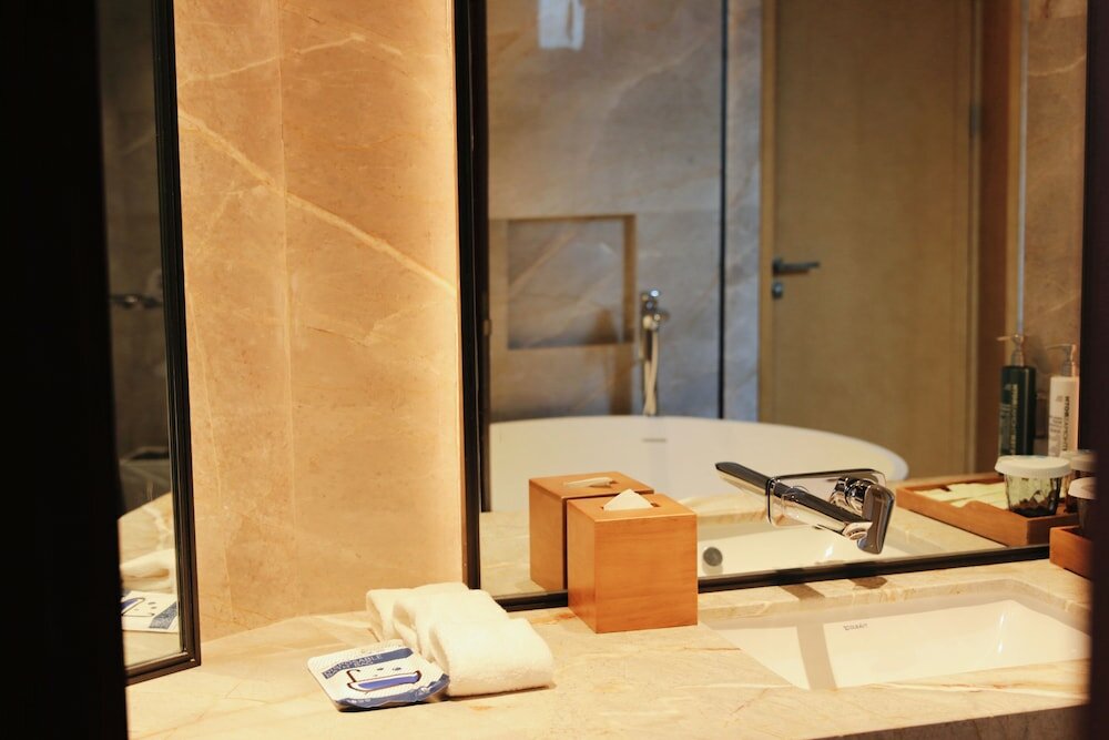 Фото Hilton Garden Inn Nujiang