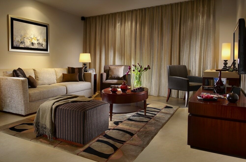 Фото Oakwood Residence Shanghai