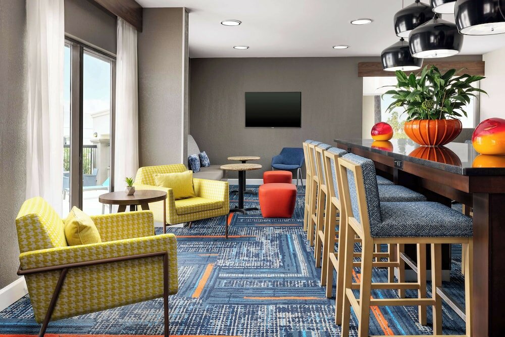 Фото Hampton Inn Laredo