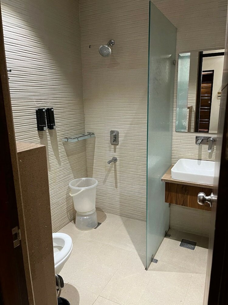 Фото One Earth Gg Regency