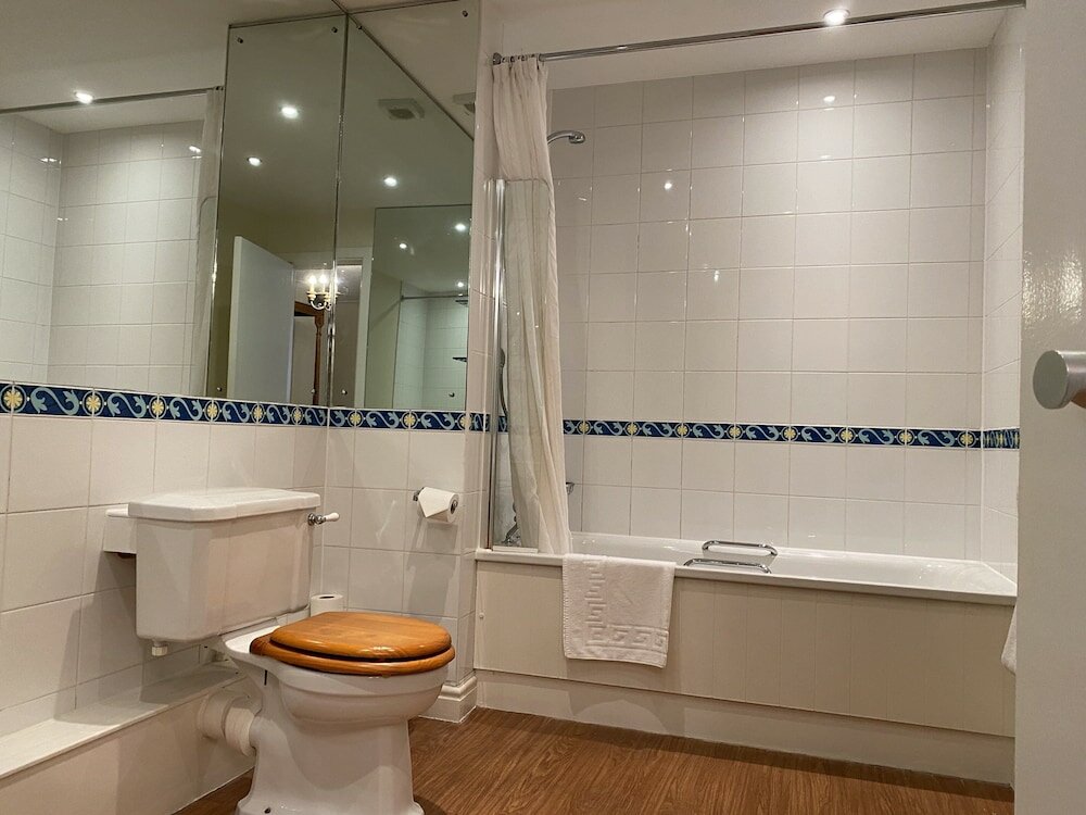 Фото Brook Mollington Banastre Hotel and SPA