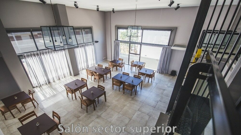 Фото Hotel Aatrac