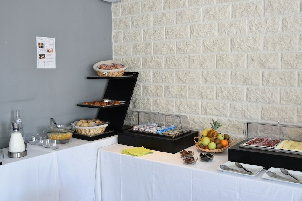 Фото The Originals Montpellier Sud Le Mas de Grille