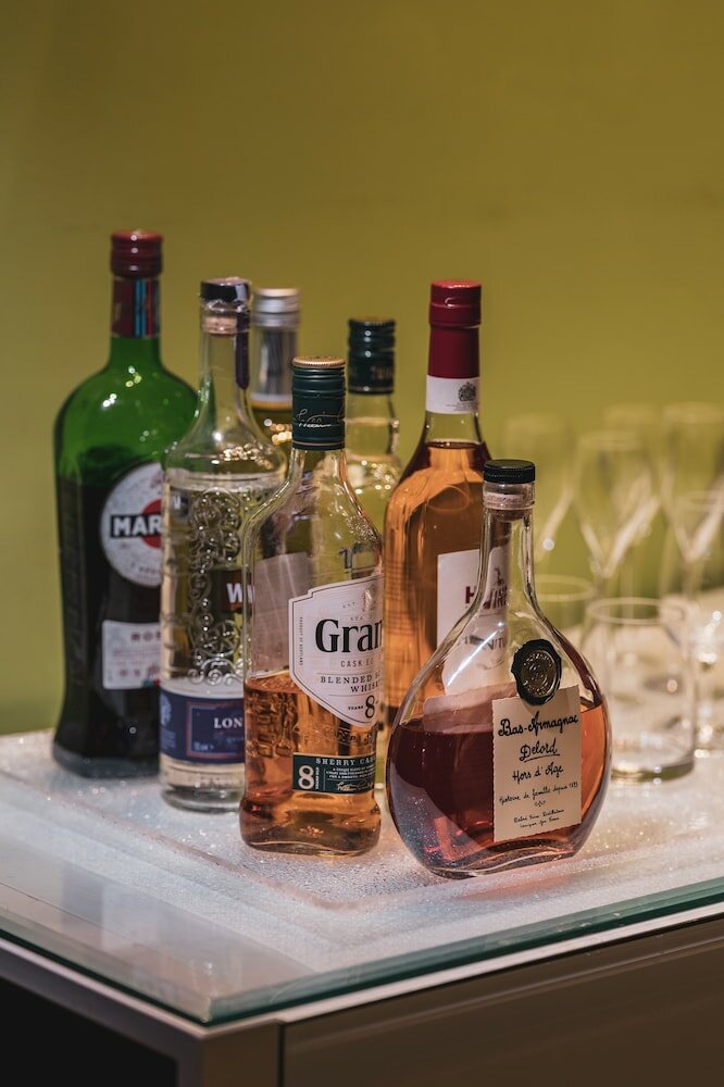 Фото Hôtel Le Petit Paris