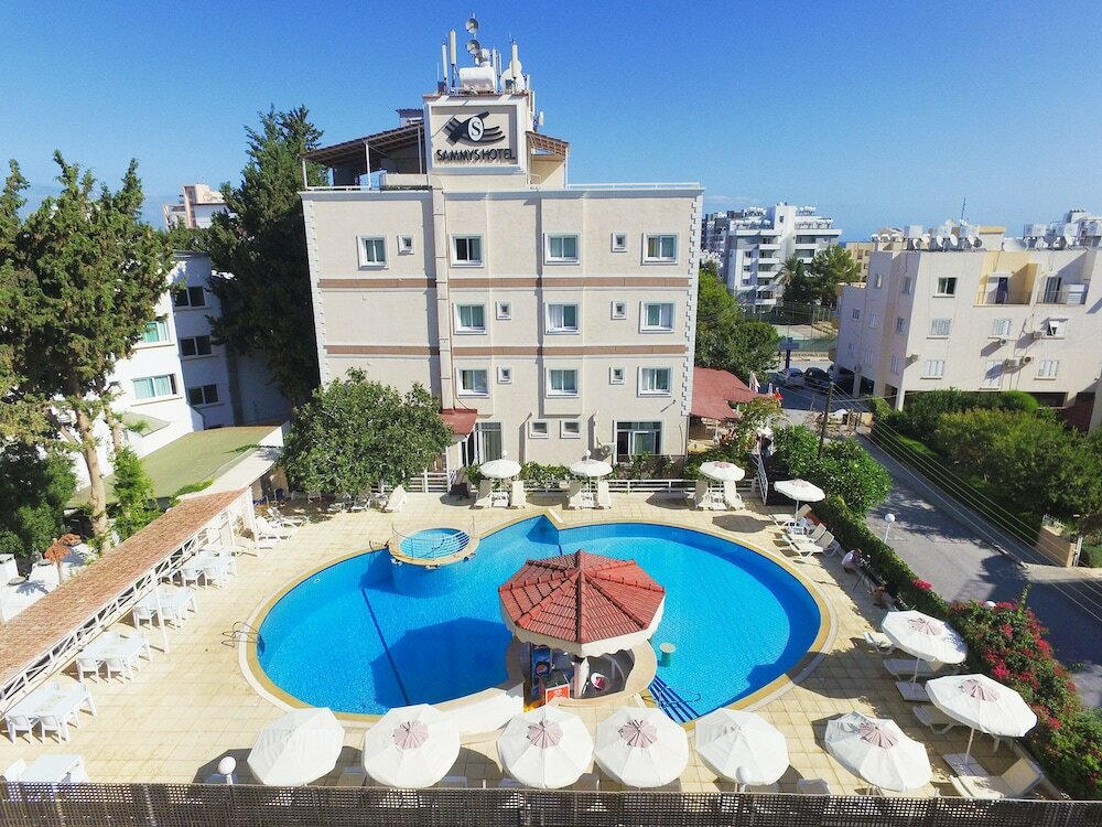 Фото Sammy's Hotel