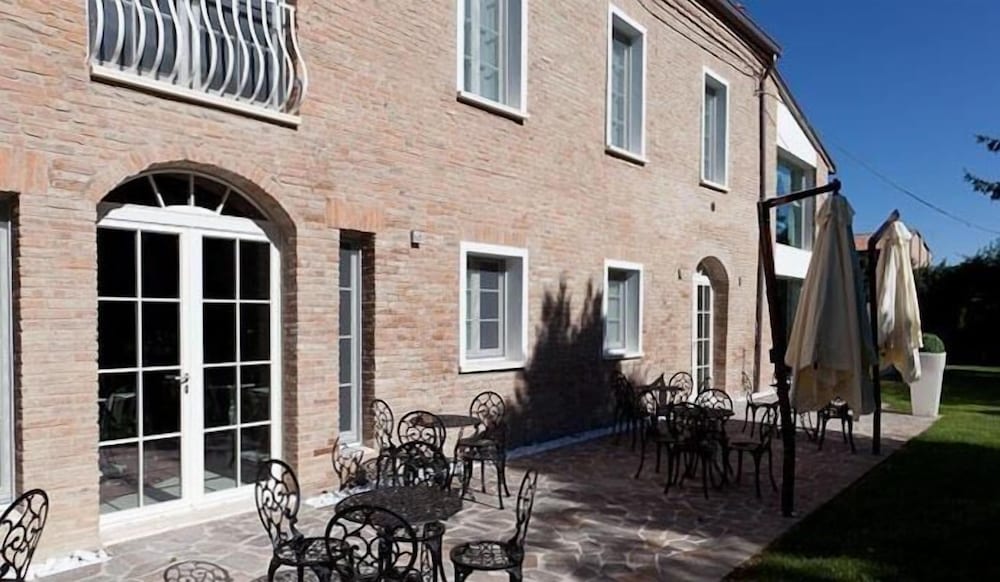 Фото Villa Horti della Fasanara - Guest House