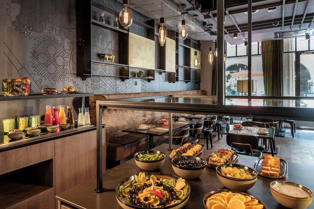 Фото NH Bern The Bristol