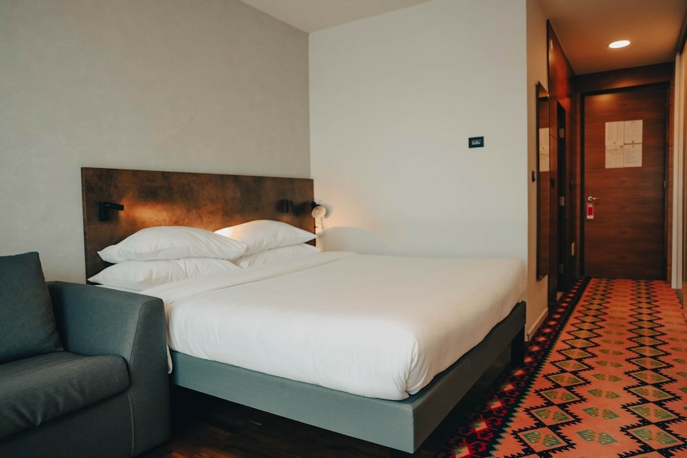 Фото Ibis Styles Sarajevo