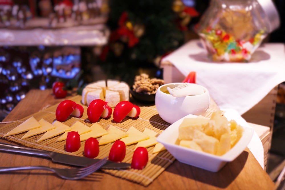 Фото Oakwood Hotel & Residence Suzhou