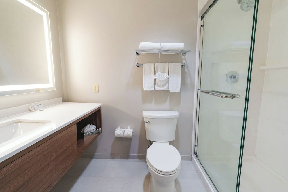 Фото Holiday Inn Hou Energy Corridor Eldridge, an Ihg Hotel