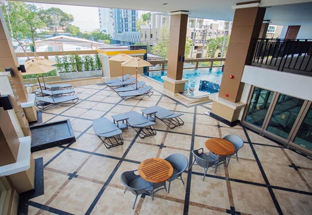 Фото March Hotel Pattaya