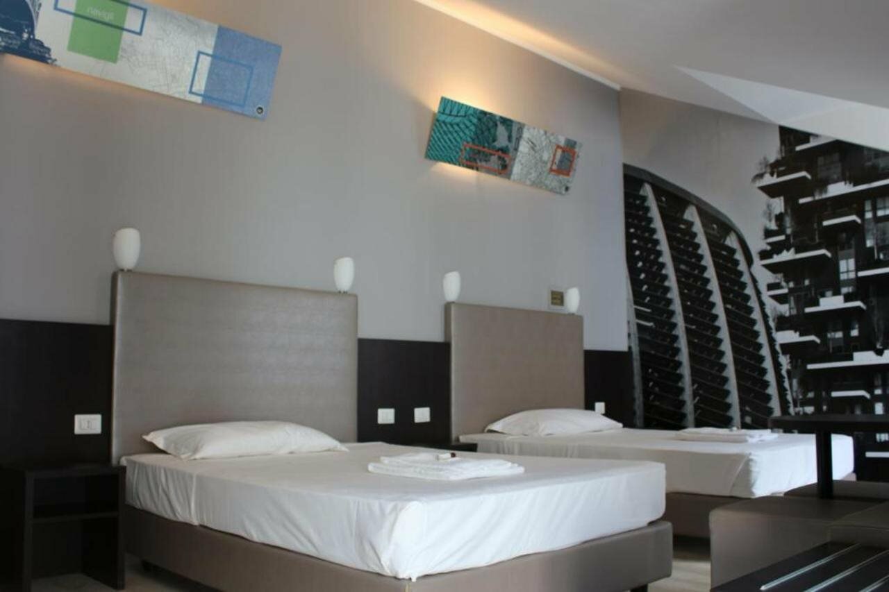 Фото Хостел New Generation Hostel Milan Center Navigli
