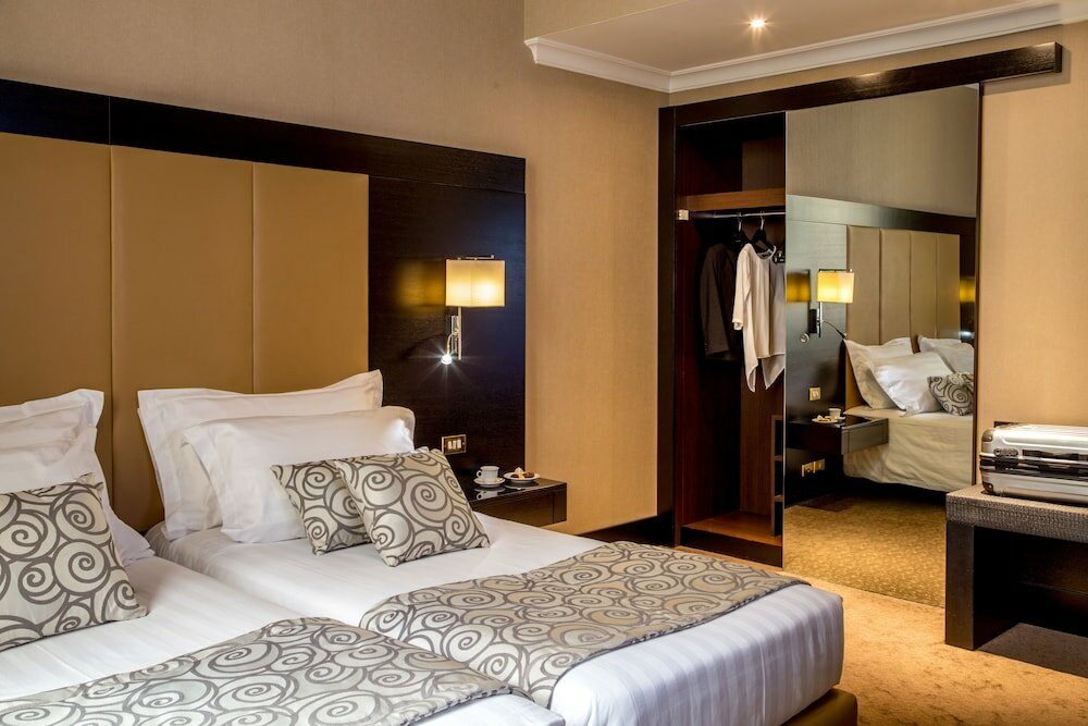 Фото Hotel Savoy