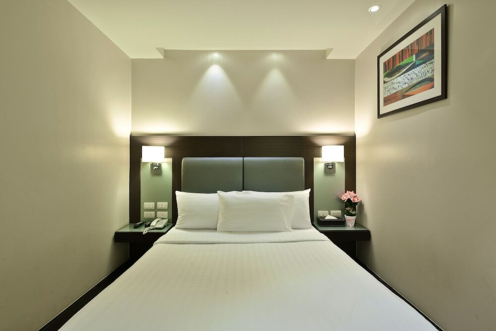 Фото The Prestige Nana