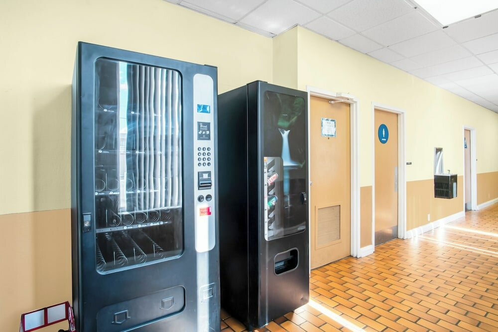 Фото Oyo Hotel Oklahoma City South I-35 and Se 29th