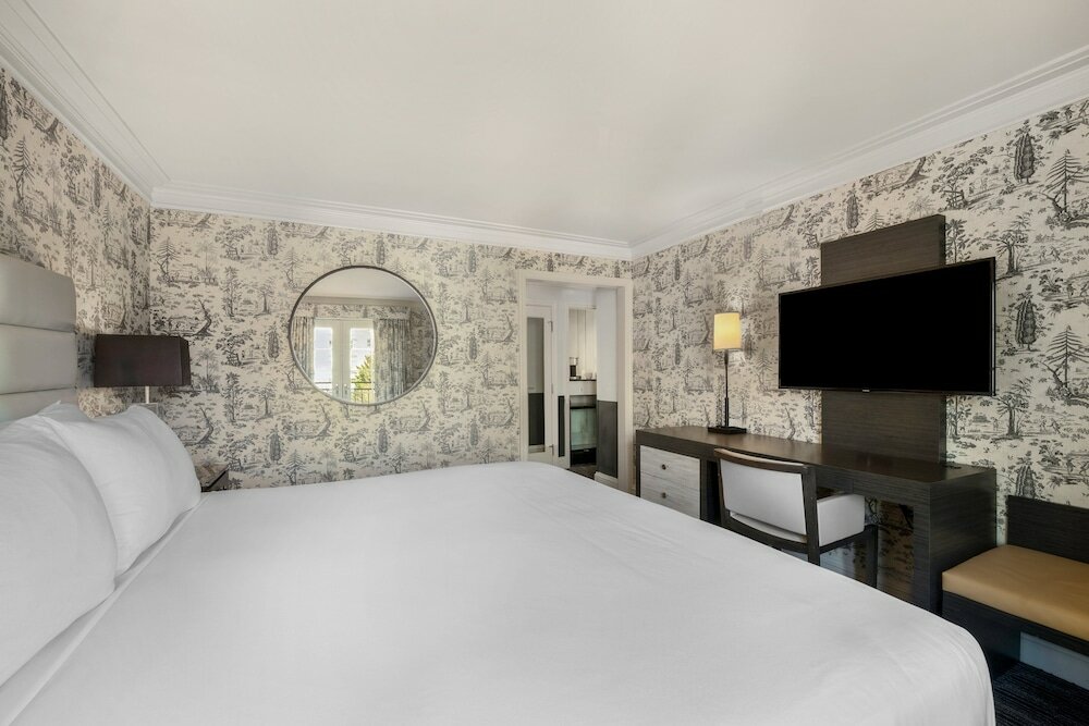 Фото The Normandy Hotel