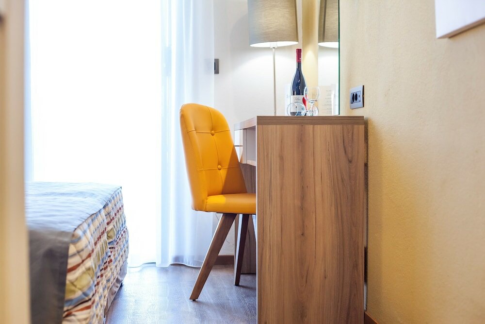 Фото Sunny Days Hotel