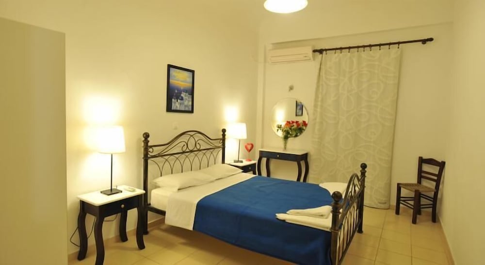 Фото Sunflower Santorini