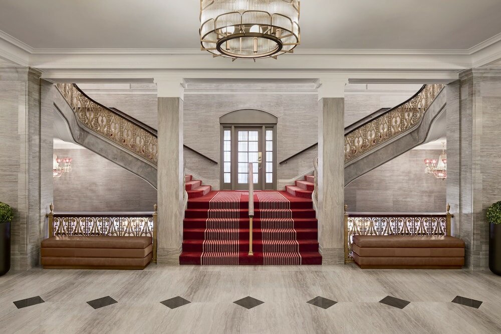 Фото Renaissance Cleveland Hotel