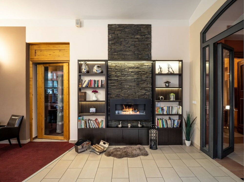 Фото Ea Embassy Prague Hotel