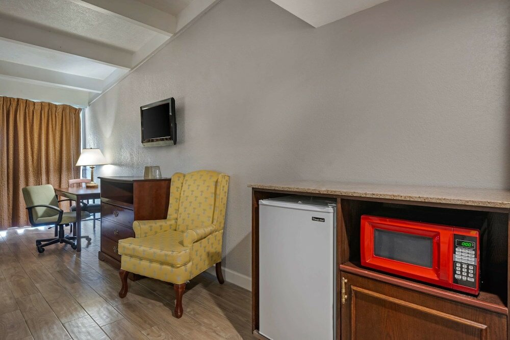 Фото Rodeway Inn