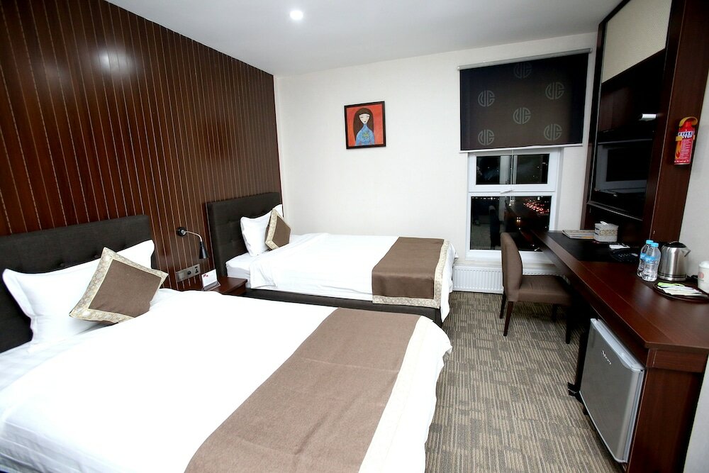 Фото Ub Inn hotel & gallery