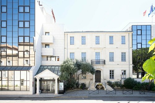 Гостиница Best Western Atrium в Ниме