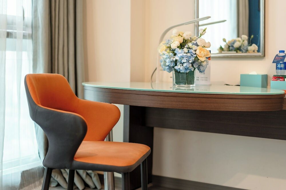 Фото Holiday Inn Express Chengdu Wuhou, an Ihg Hotel