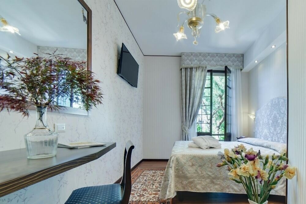 Фото Hotel La Meridiana