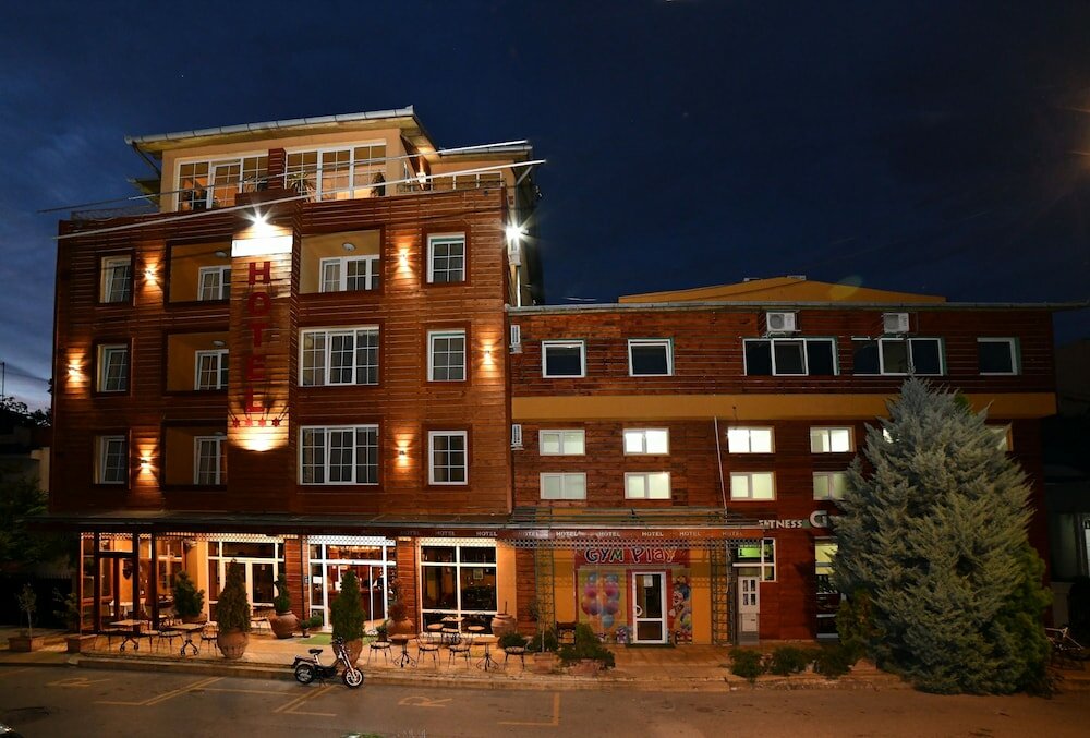 Фото Garni Hotel Garson Lux