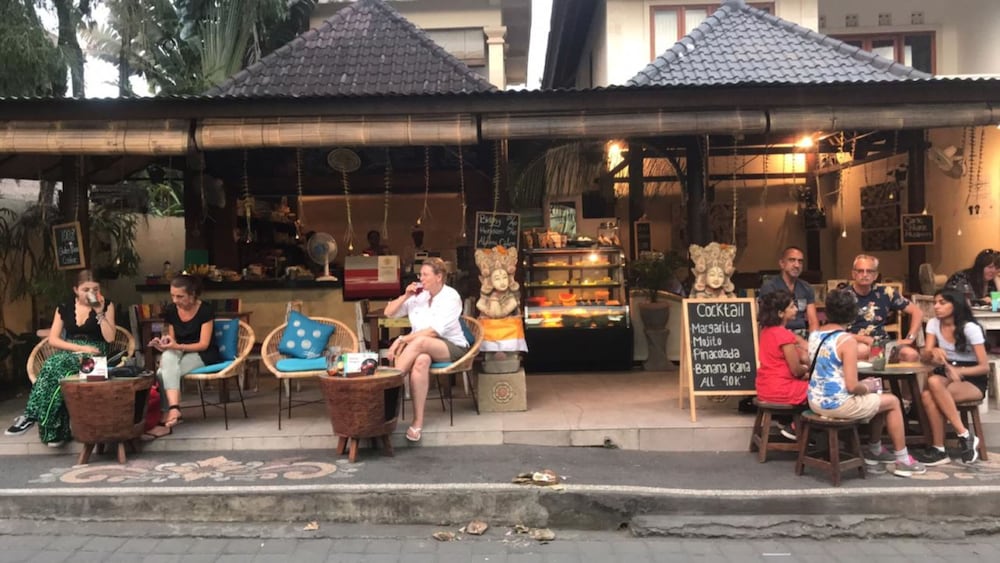 Фото Sama's Cottages and Villas