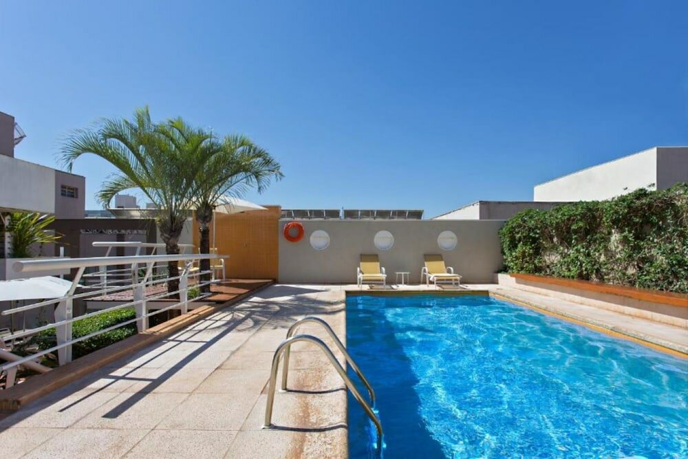 Фото Black Stream Hotel